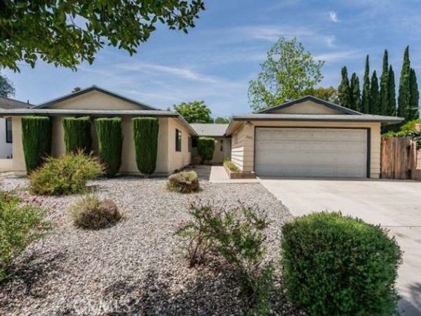 6575 Cleomoore, West Hills, CA 91307