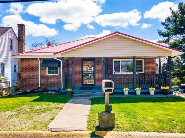 195 GILSON Avenue , Weirton, WV 26062