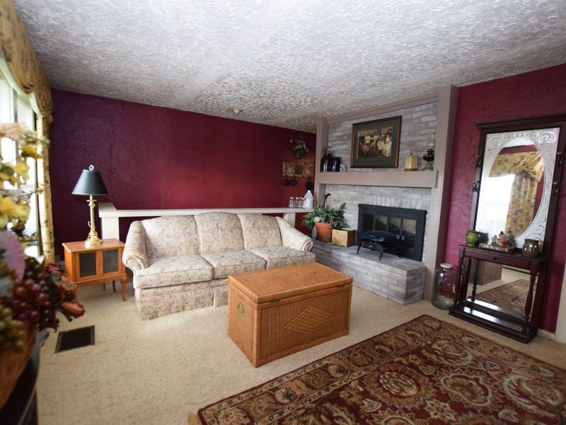 3039 Mcclellan Drive, Urbana, OH 43078 Photo 3