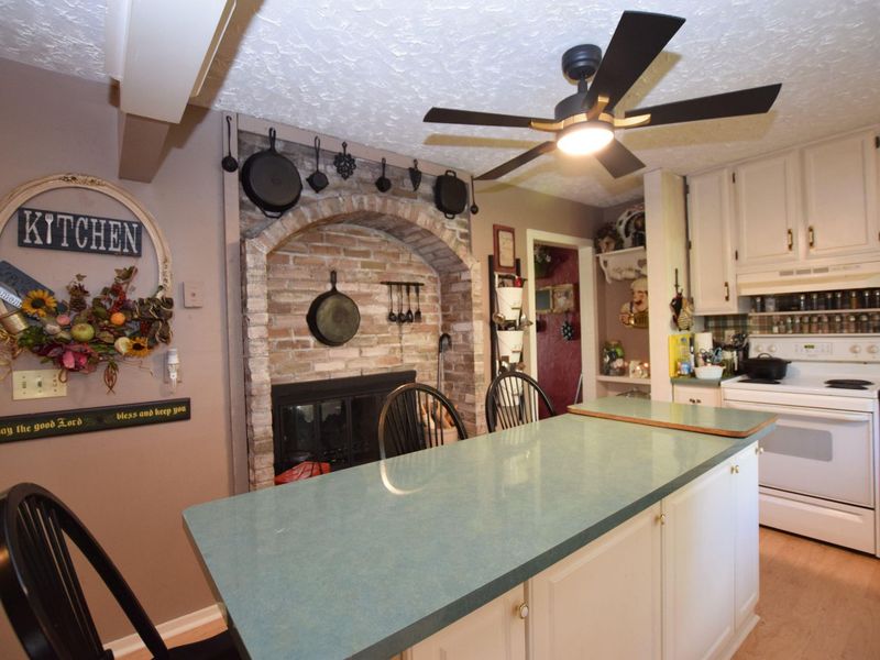 3039 Mcclellan Drive, Urbana, OH 43078 Photo 6