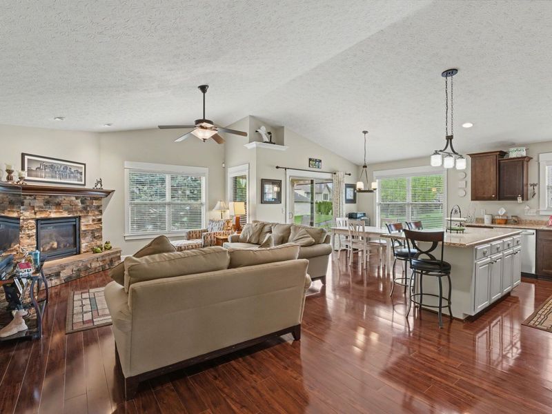 622 Willow Point Court, Troy, OH 45373 Photo 8