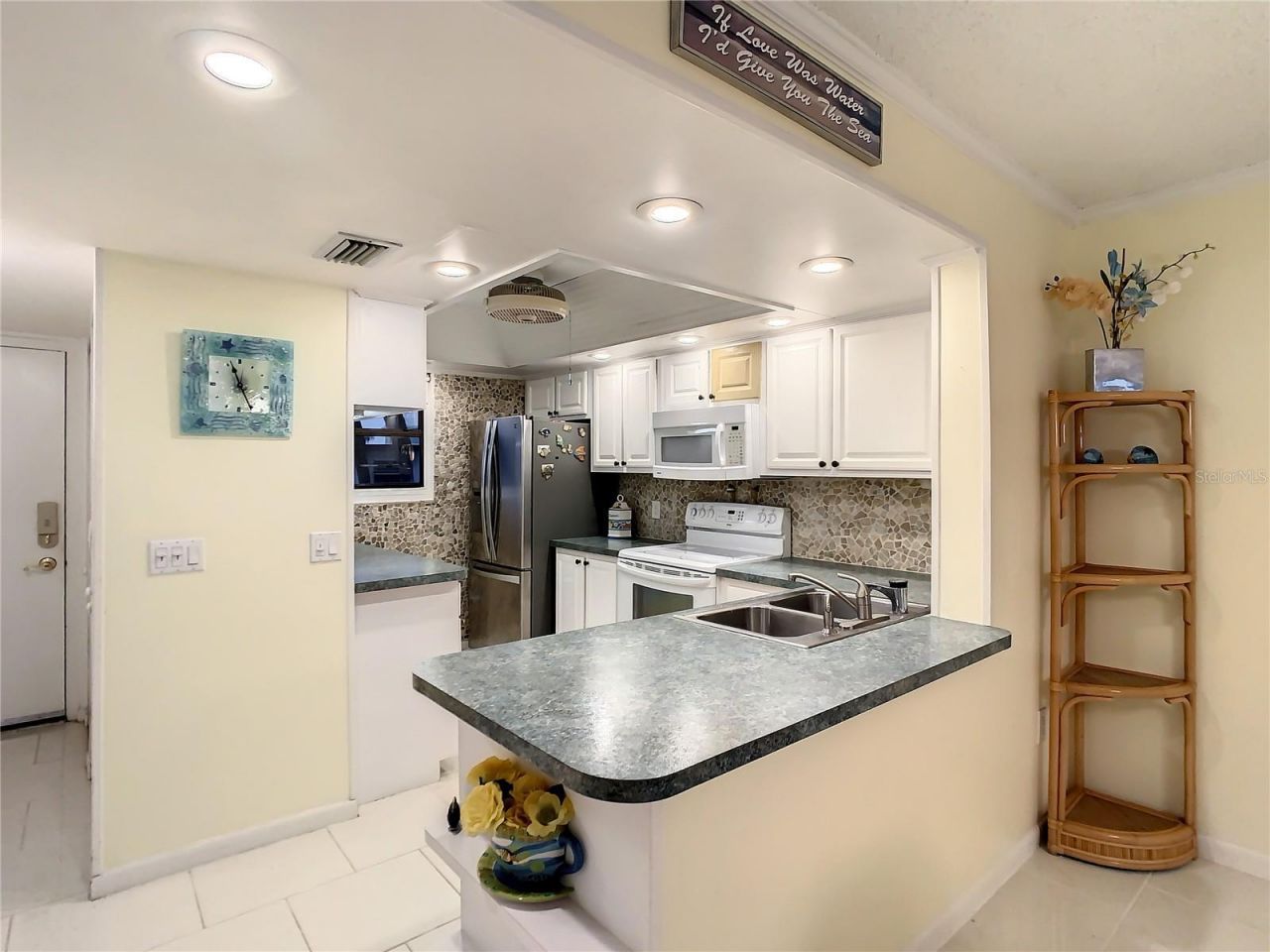 18304 Gulf Boulevard, Unit 116, Redington Shores, FL 33708 Photo