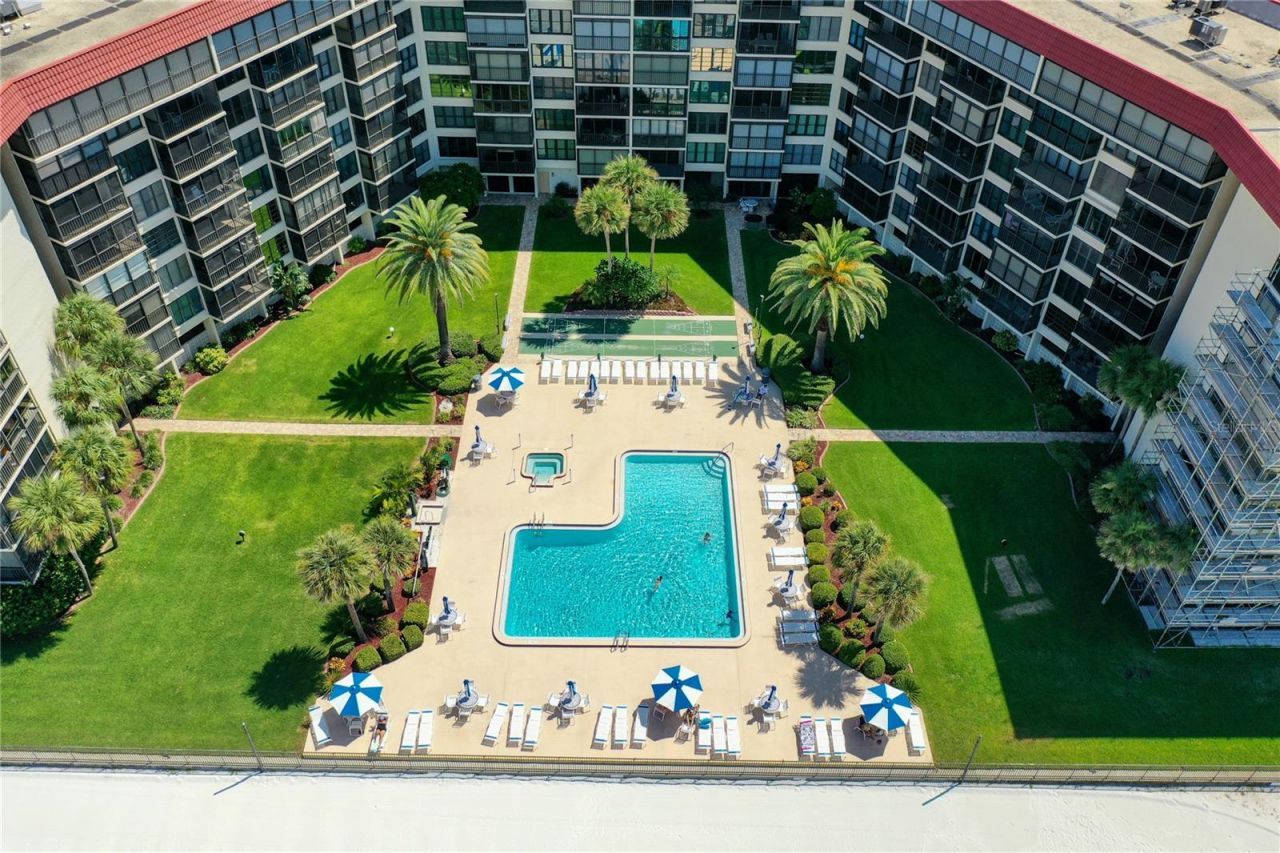 18304 Gulf Boulevard, Unit 116, Redington Shores, FL 33708 Photo