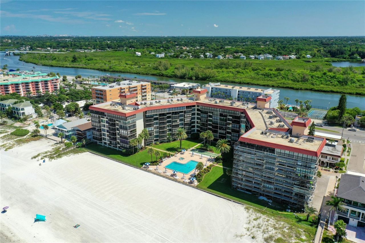 18304 Gulf Boulevard, Unit 116, Redington Shores, FL 33708 Photo