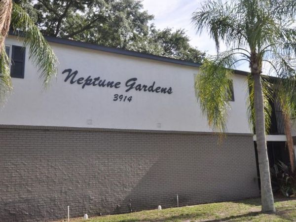 3914 W NEPTUNE STREET , Unit 11, TAMPA, FL 33629