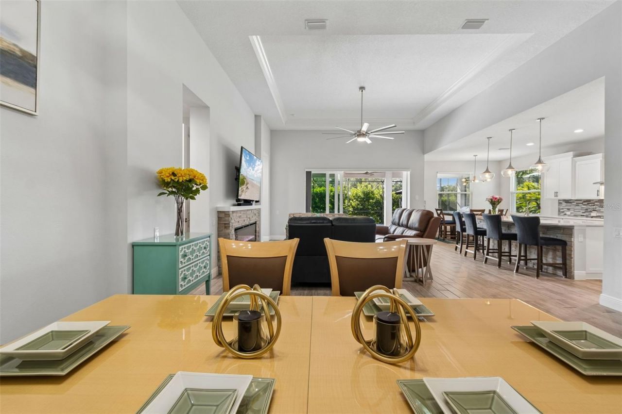 1008 Siberian Glen, Bradenton, FL 34212 Photo