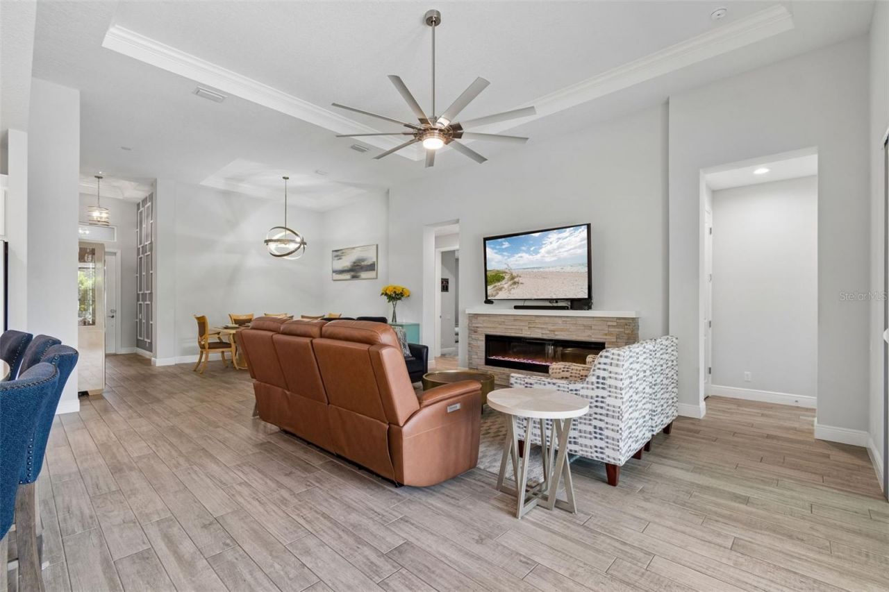 1008 Siberian Glen, Bradenton, FL 34212 Photo