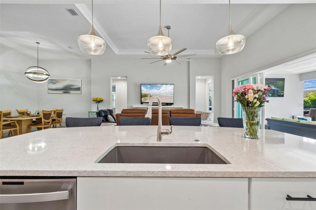 1008 Siberian Glen, Bradenton, FL 34212 Photo