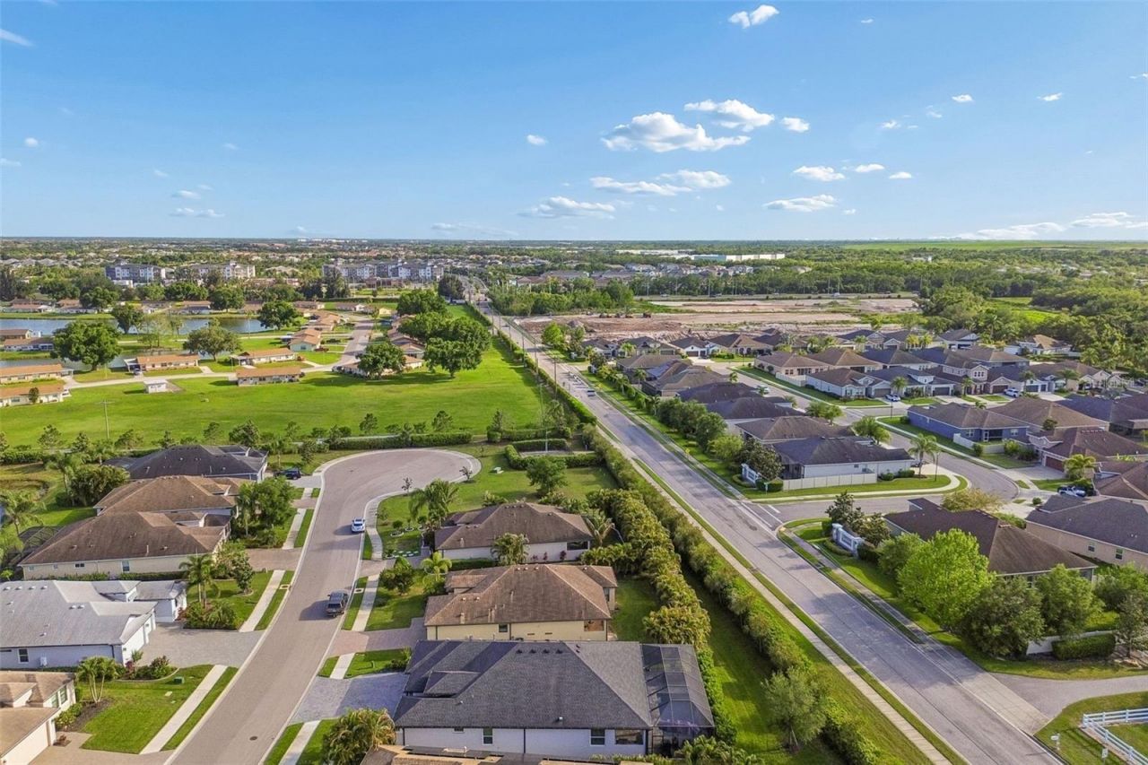 1008 Siberian Glen, Bradenton, FL 34212 Photo