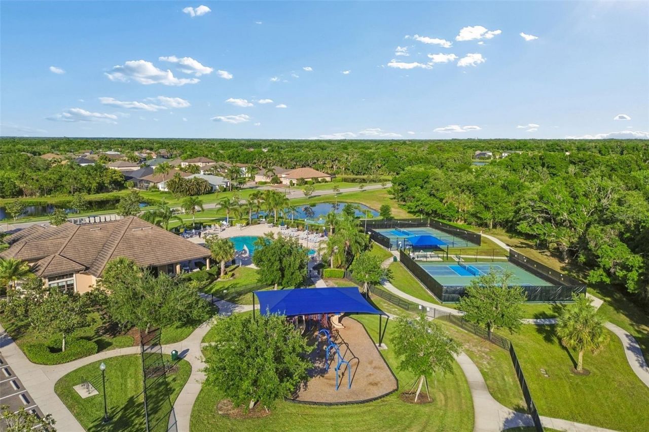 1008 Siberian Glen, Bradenton, FL 34212 Photo