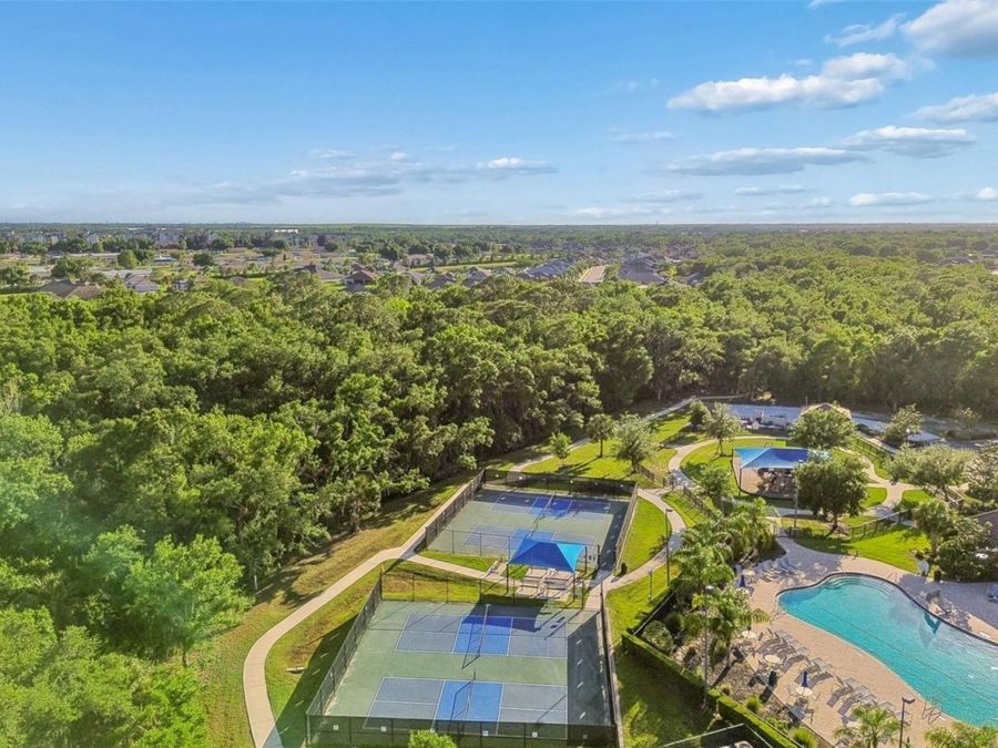 Property Image 100
