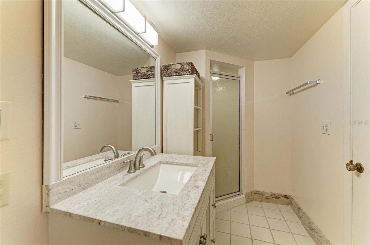 5400 34th Street W, Unit D11, Bradenton, FL 34210 Photo