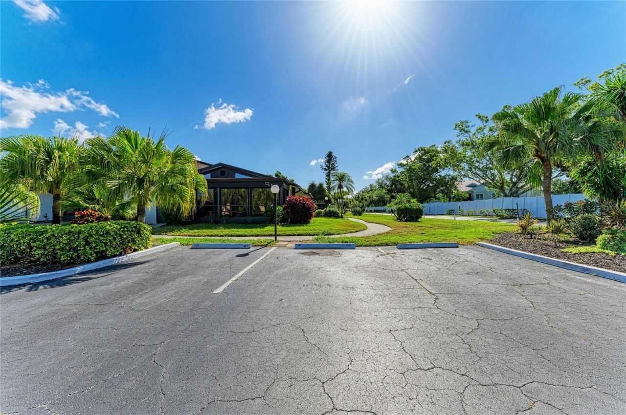 5400 34th Street W, Unit D11, Bradenton, FL 34210 Photo