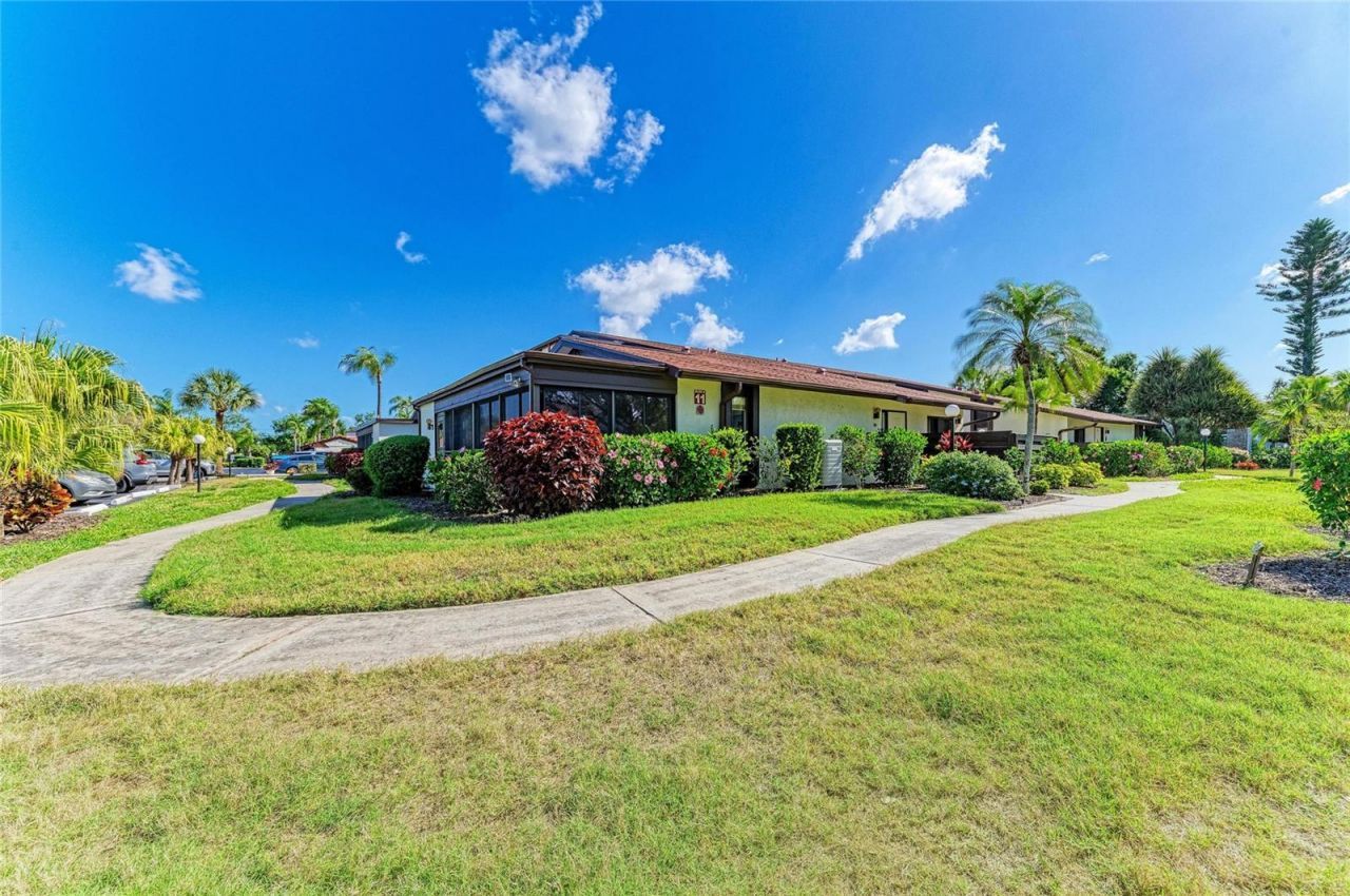 5400 34th Street W, Unit D11, Bradenton, FL 34210 Photo