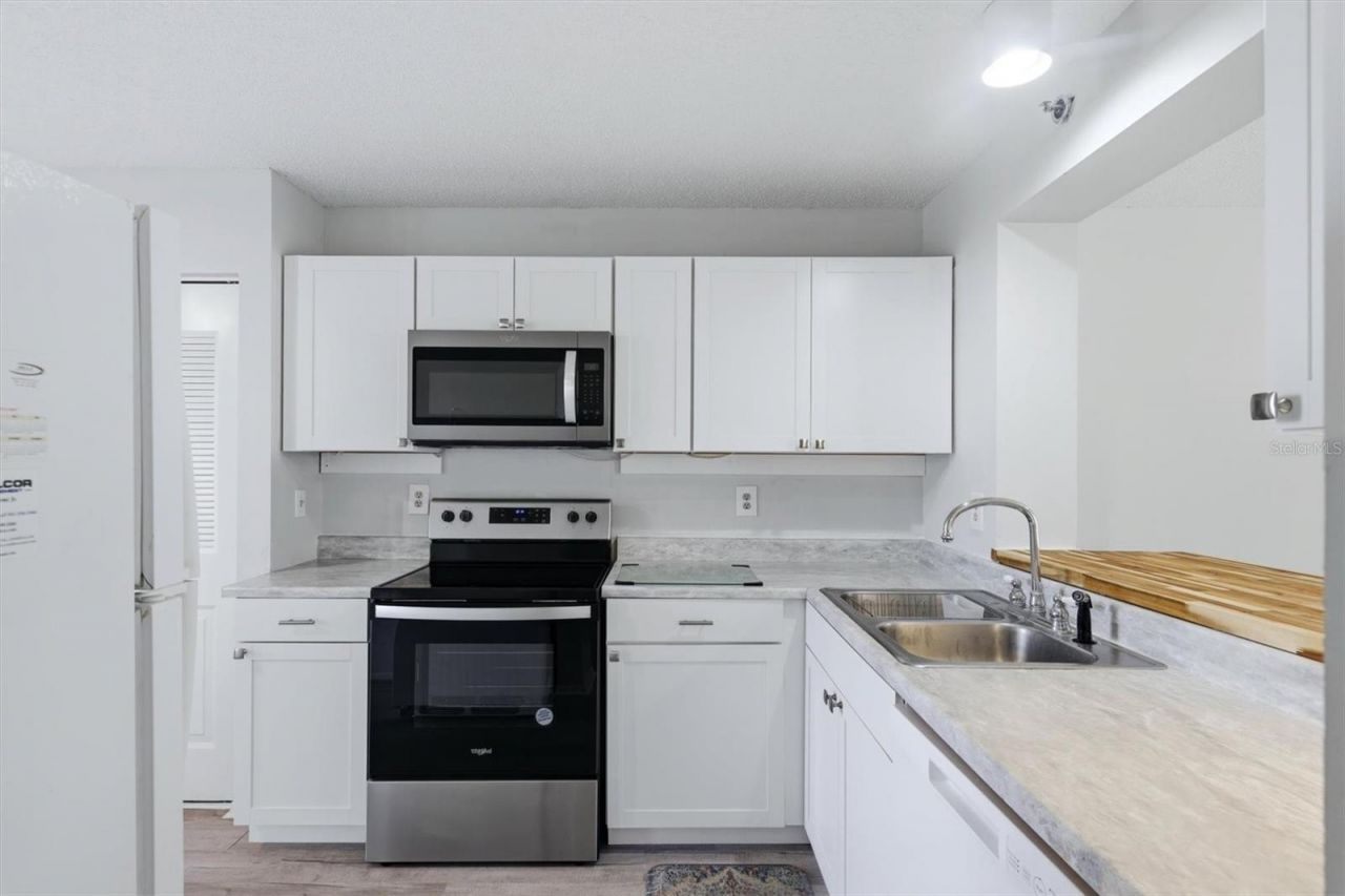 4530 Pinebrook Circle , Unit 108, Bradenton, FL 34209 Photo