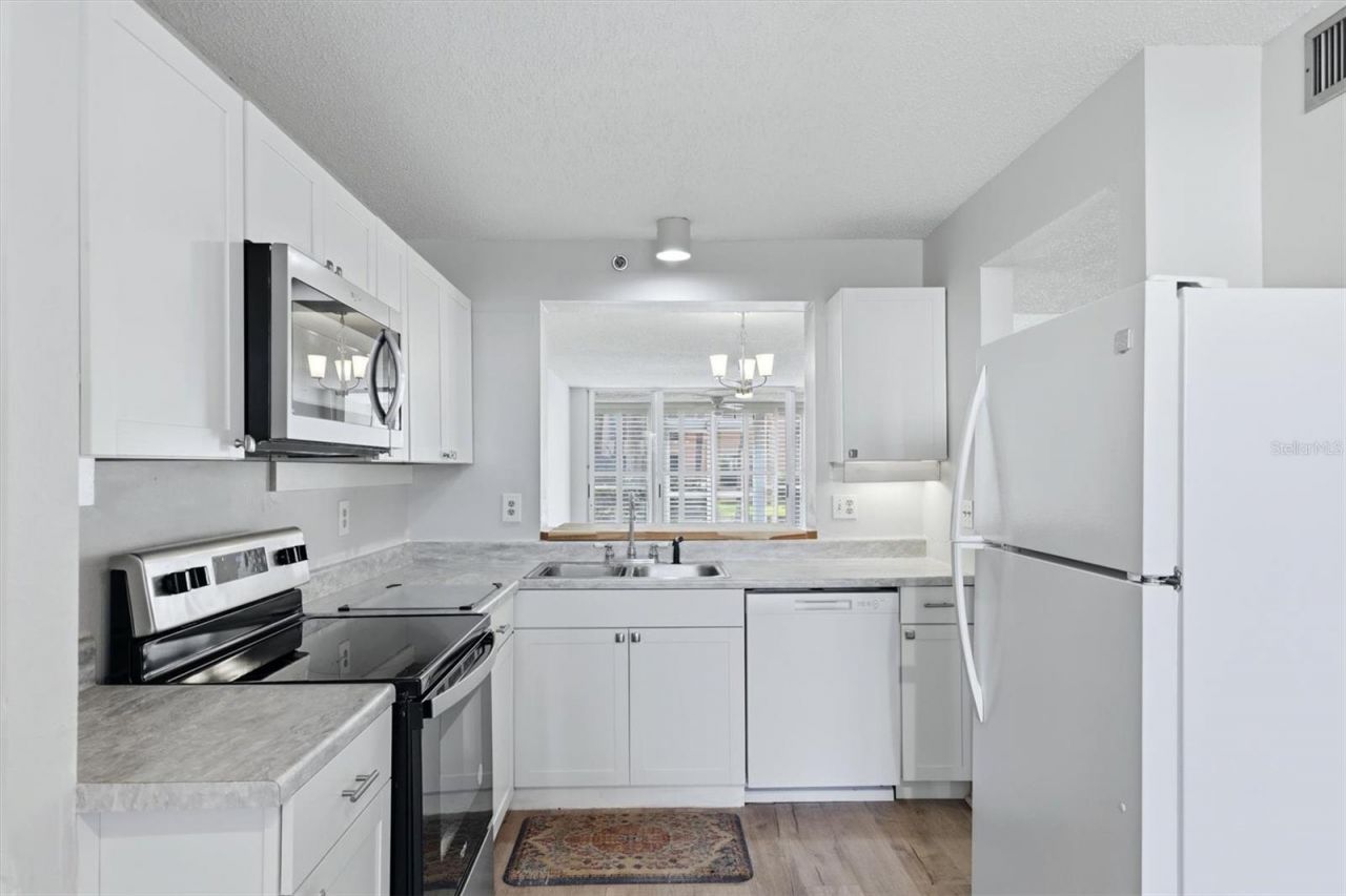 4530 Pinebrook Circle , Unit 108, Bradenton, FL 34209 Photo