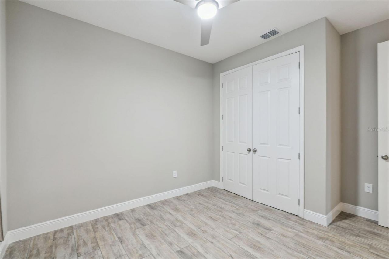 714 Oaks Shores Road , Leesburg, FL 34748 Photo
