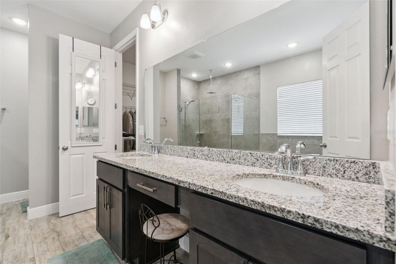 714 Oaks Shores Road , Leesburg, FL 34748 Photo