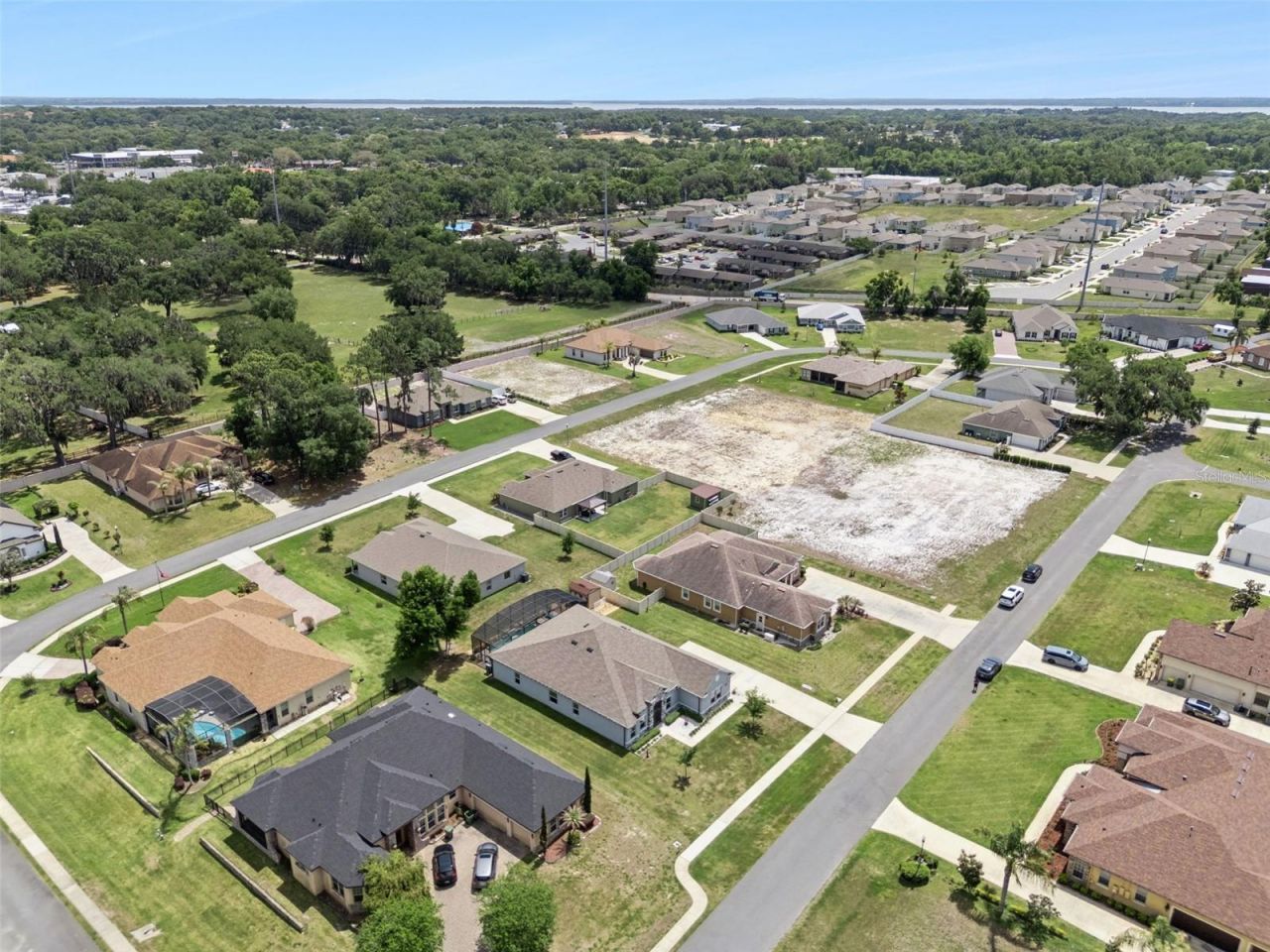 714 Oaks Shores Road , Leesburg, FL 34748 Photo