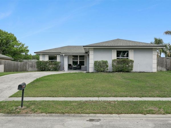 102 N SILVER CLUSTER COURT , LONGWOOD, FL 32750