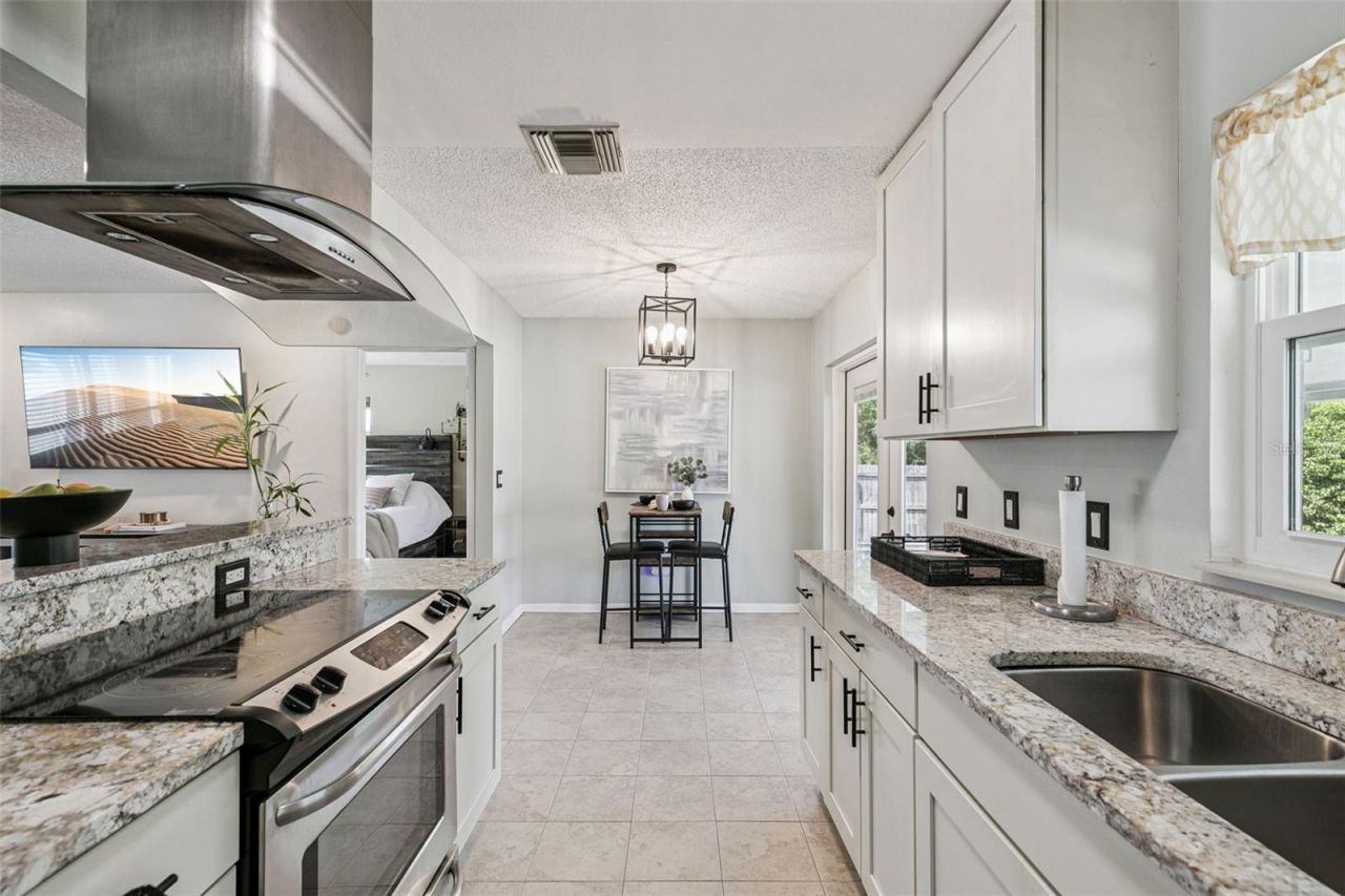 102 N Silver Cluster Court , Longwood, FL 32750 Photo