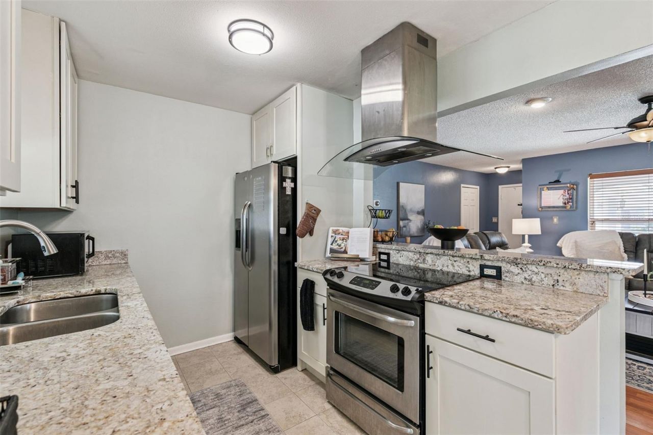 102 N Silver Cluster Court , Longwood, FL 32750 Photo