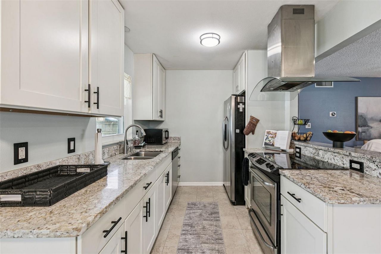 102 N Silver Cluster Court , Longwood, FL 32750 Photo