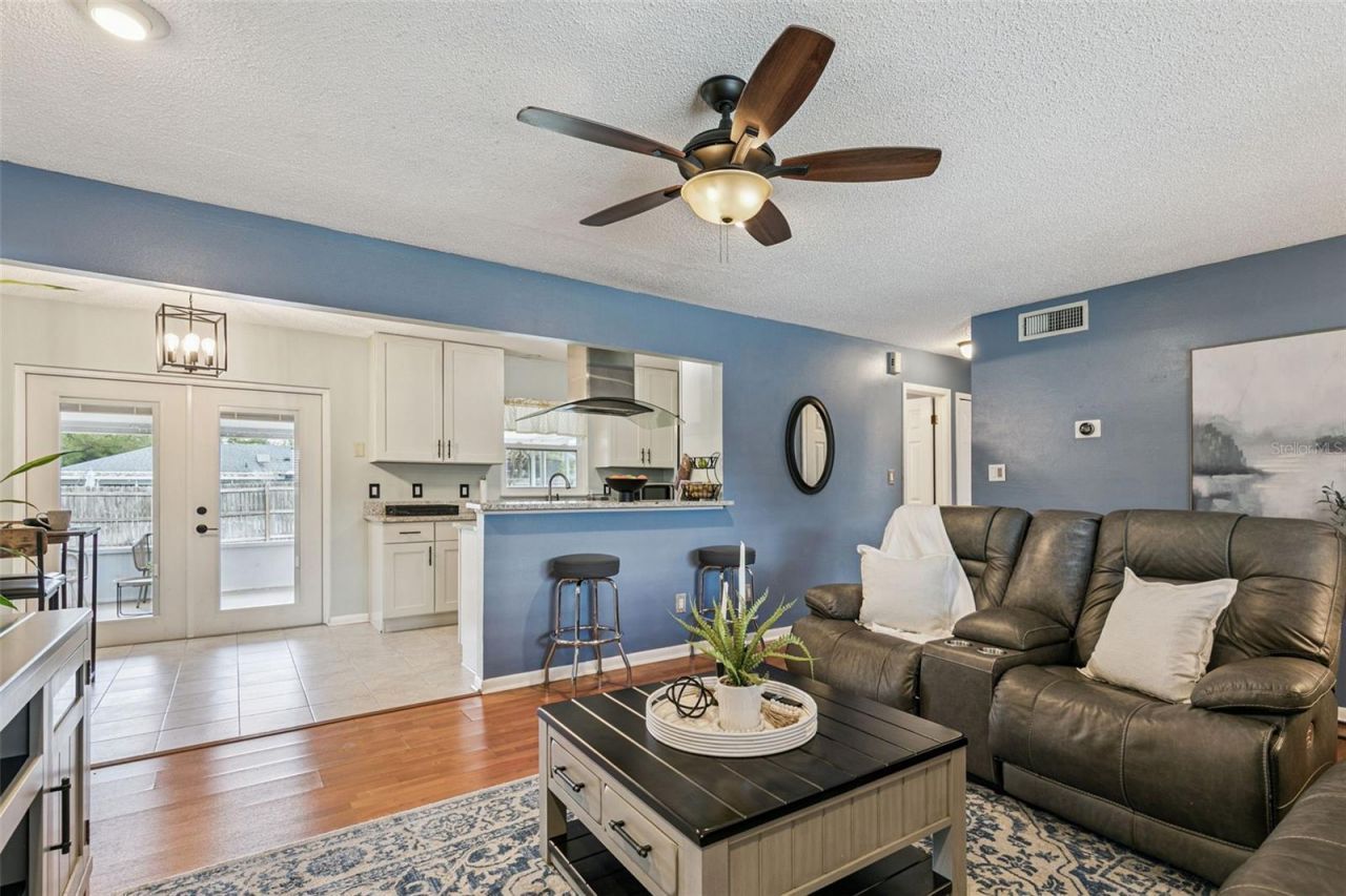 102 N Silver Cluster Court , Longwood, FL 32750 Photo