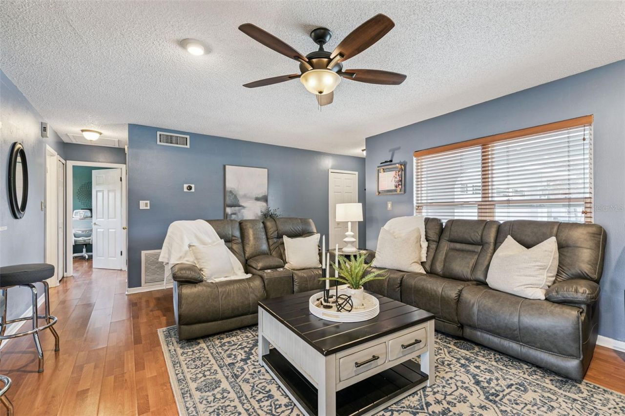 102 N Silver Cluster Court , Longwood, FL 32750 Photo