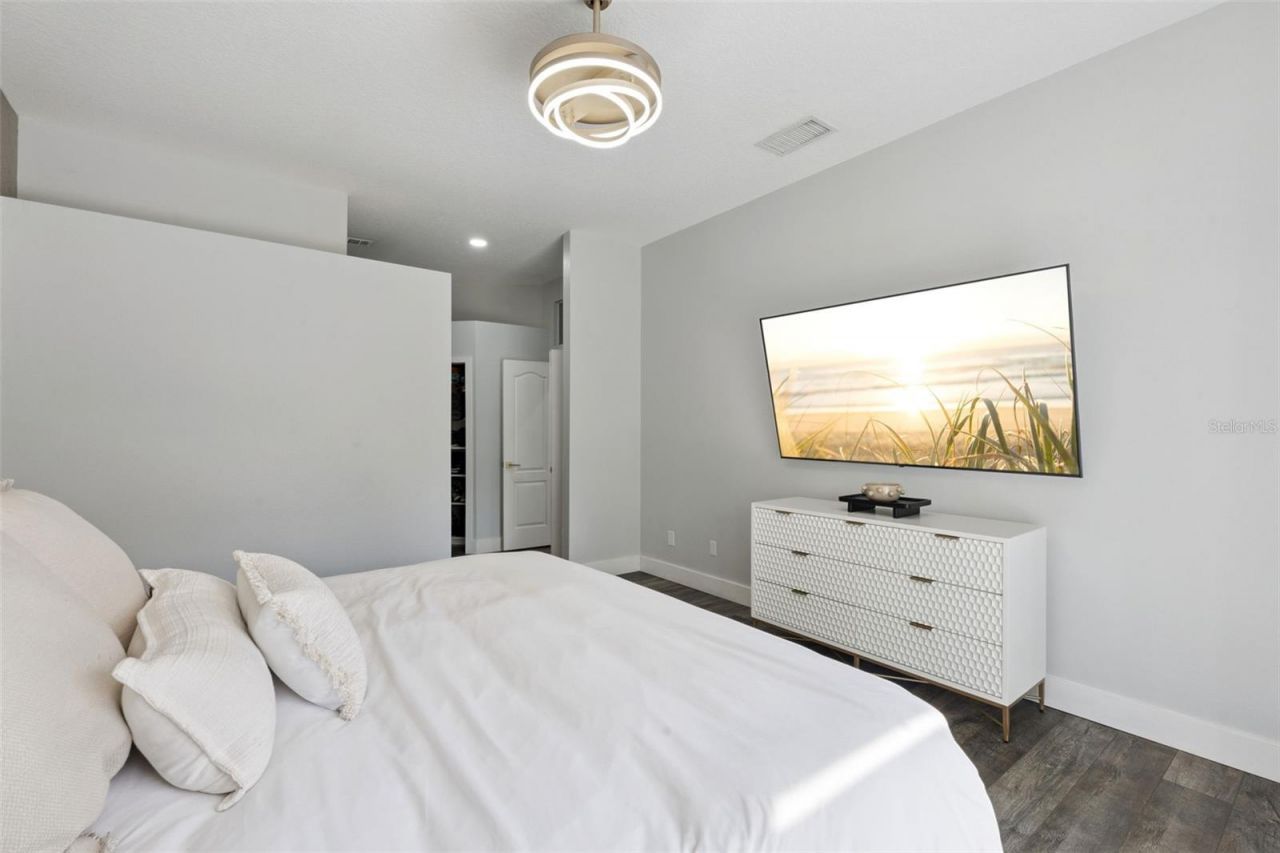 160 Wimbledon Circle , Lake Mary, FL 32746 Photo