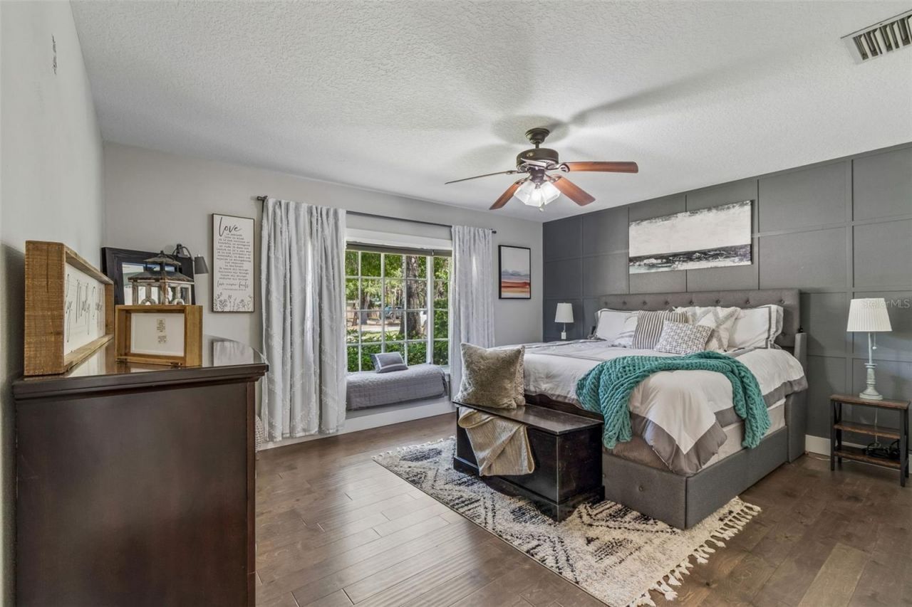 4528 W Woodmere Road, Tampa, FL 33609 Photo