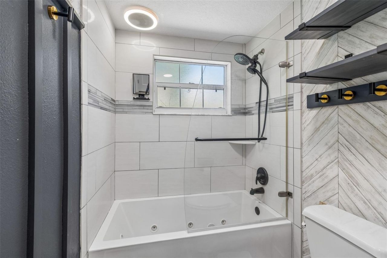 4528 W Woodmere Road, Tampa, FL 33609 Photo