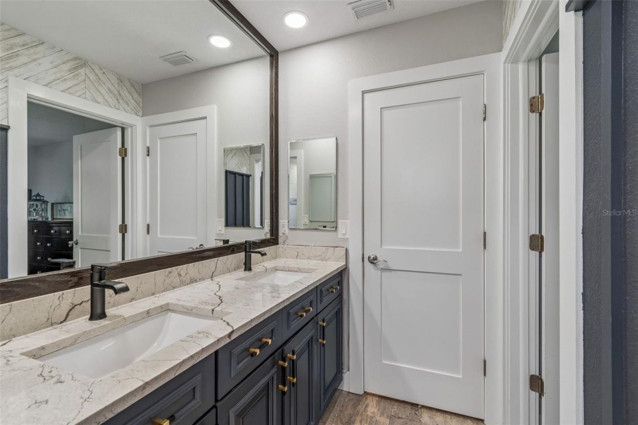 4528 W Woodmere Road, Tampa, FL 33609 Photo