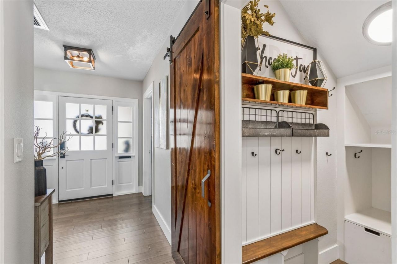 4528 W Woodmere Road, Tampa, FL 33609 Photo