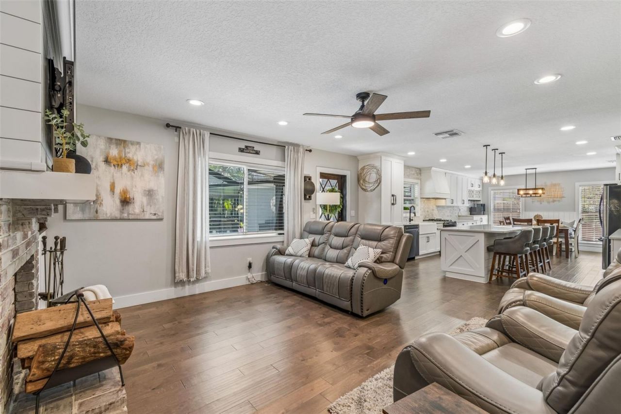 4528 W Woodmere Road, Tampa, FL 33609 Photo