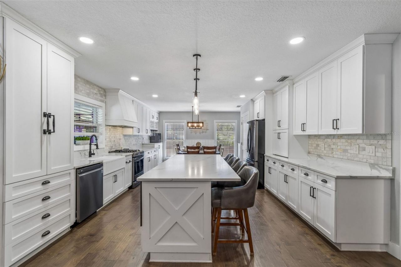 4528 W Woodmere Road, Tampa, FL 33609 Photo