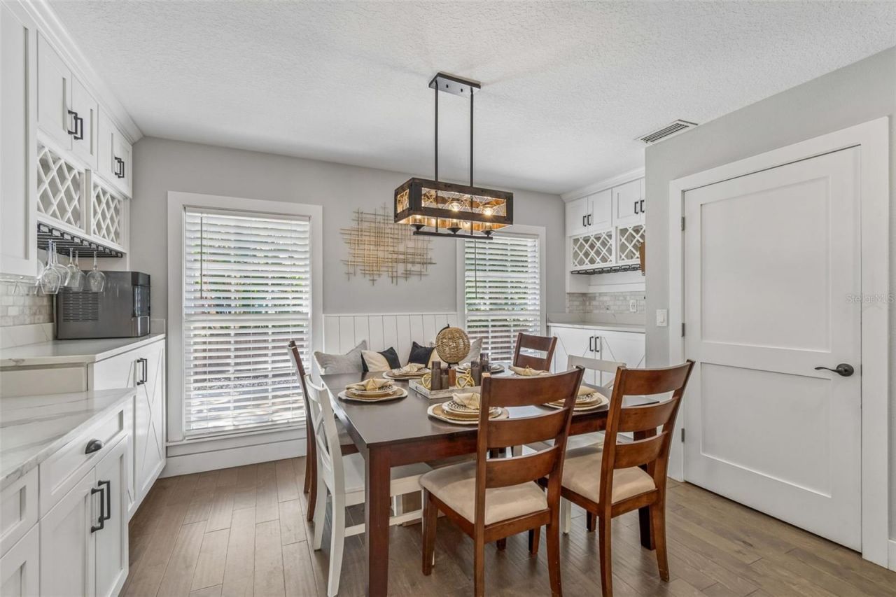 4528 W Woodmere Road, Tampa, FL 33609 Photo