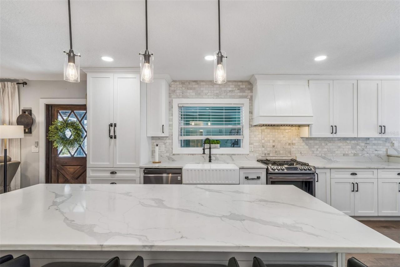 4528 W Woodmere Road, Tampa, FL 33609 Photo