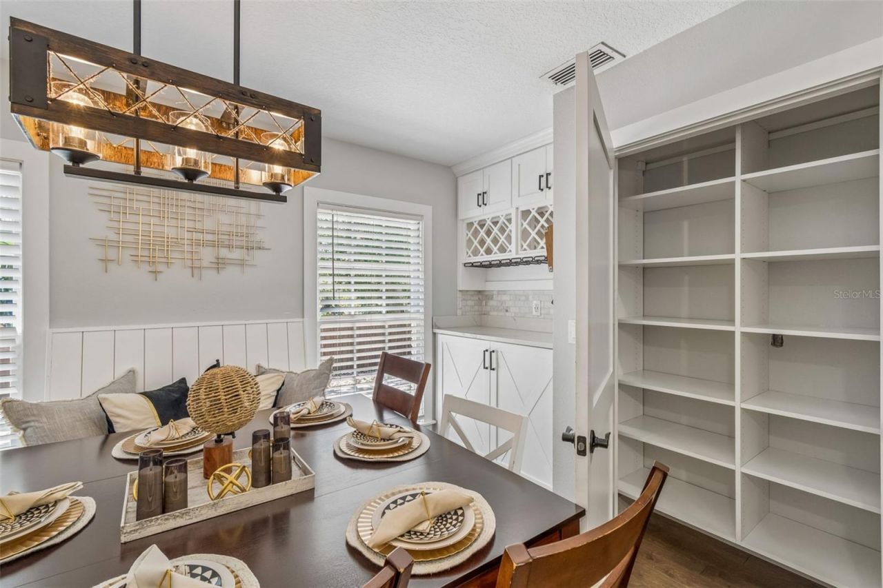 4528 W Woodmere Road, Tampa, FL 33609 Photo