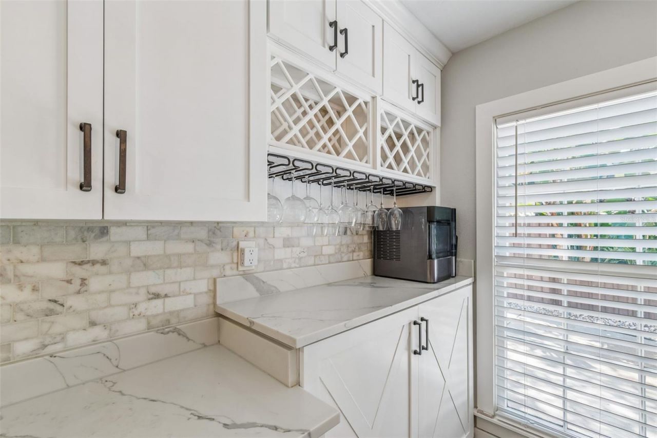 4528 W Woodmere Road, Tampa, FL 33609 Photo
