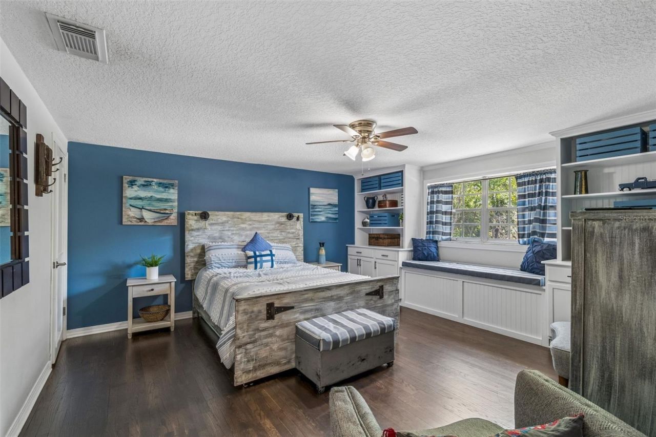 4528 W Woodmere Road, Tampa, FL 33609 Photo