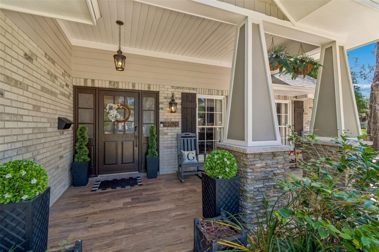 4528 W Woodmere Road, Tampa, FL 33609 Photo