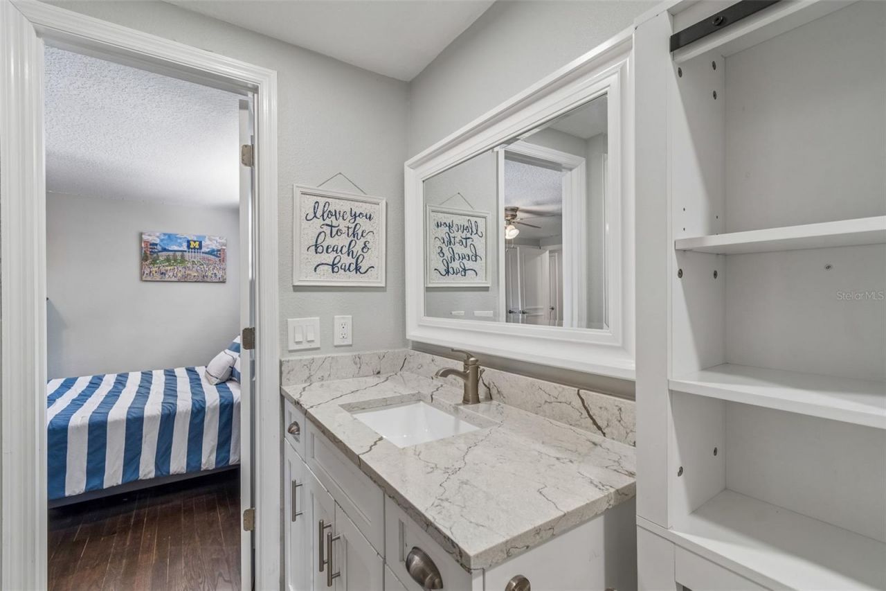 4528 W Woodmere Road, Tampa, FL 33609 Photo