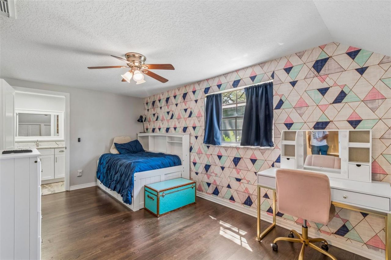 4528 W Woodmere Road, Tampa, FL 33609 Photo