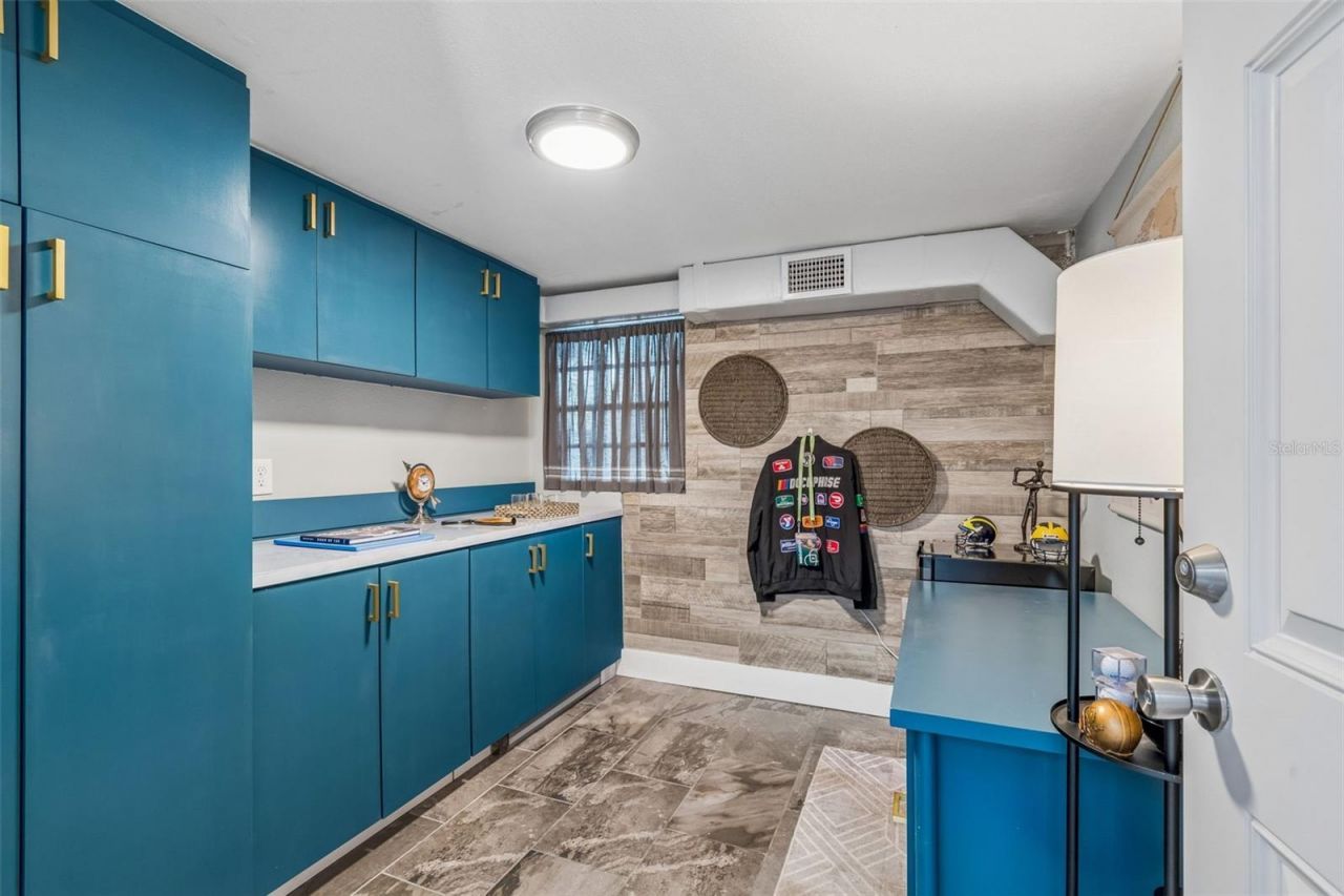 4528 W Woodmere Road, Tampa, FL 33609 Photo
