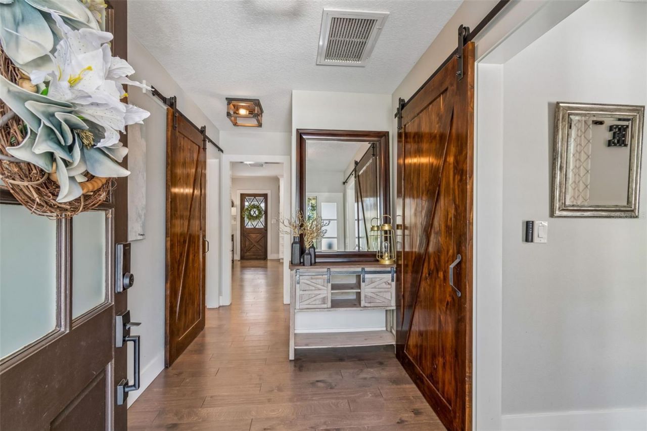 4528 W Woodmere Road, Tampa, FL 33609 Photo