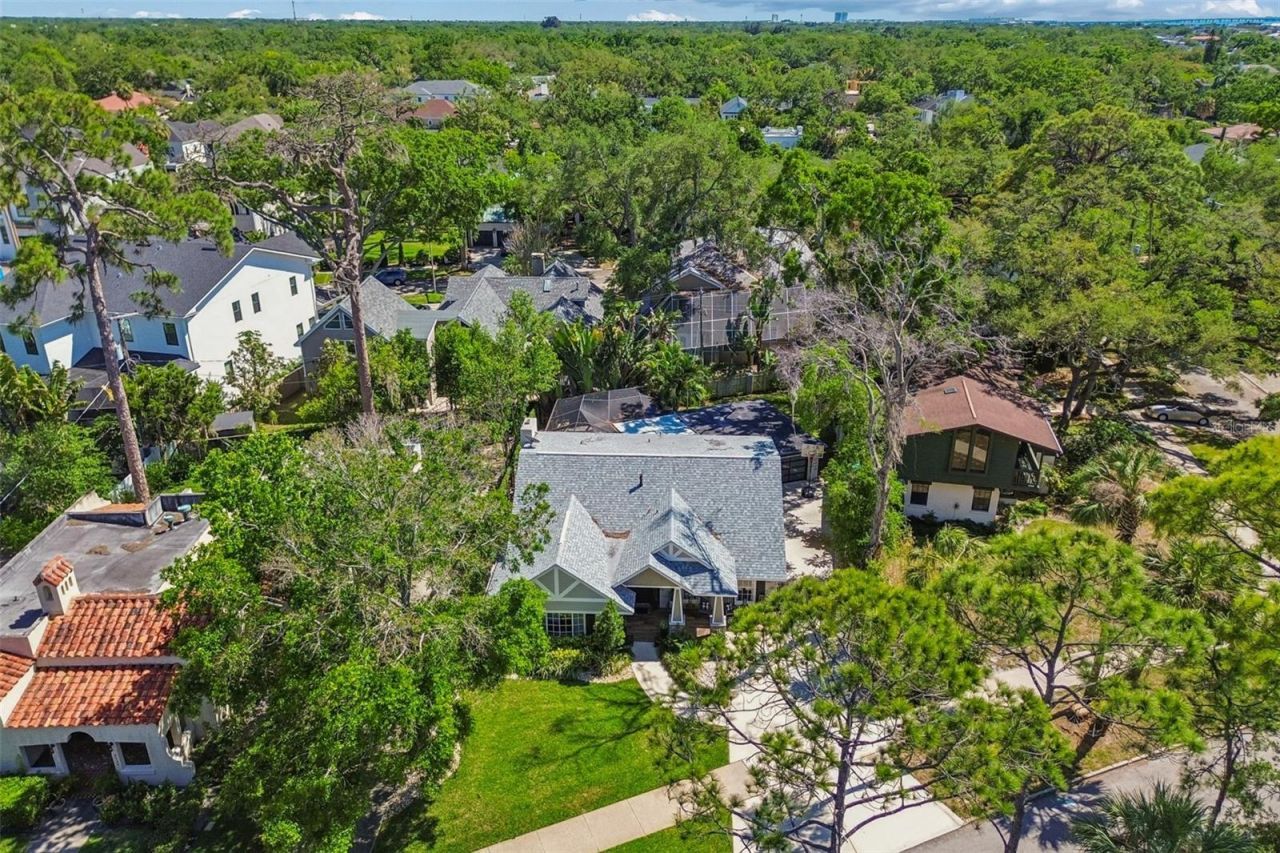4528 W Woodmere Road, Tampa, FL 33609 Photo