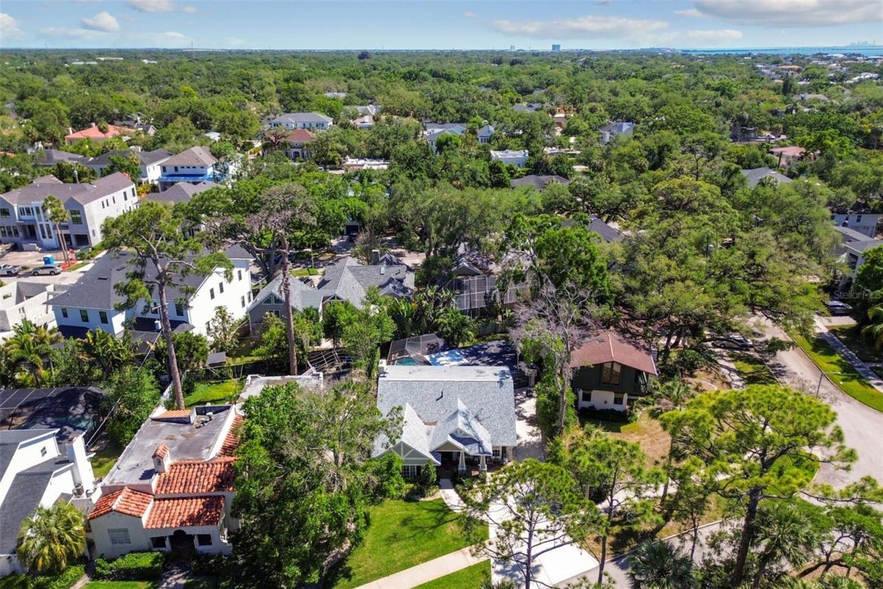 4528 W Woodmere Road, Tampa, FL 33609 Photo