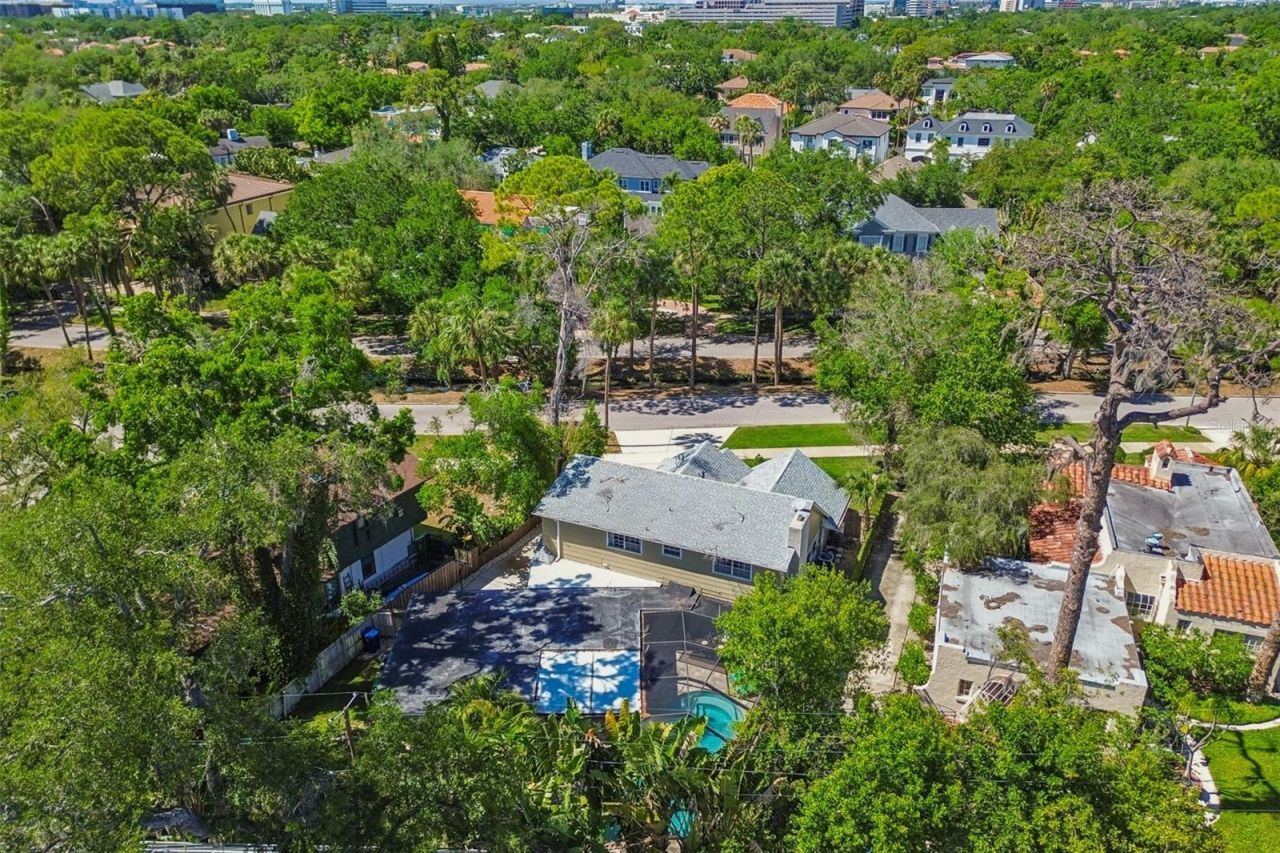 4528 W Woodmere Road, Tampa, FL 33609 Photo