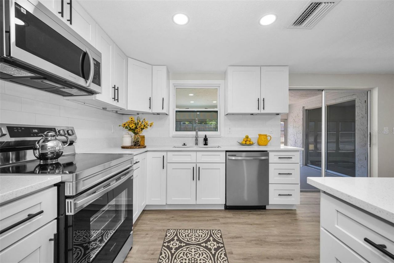 8733 Cochise Lane , Port Richey, FL 34668 Photo